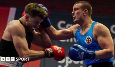 David Francis (R) lands a blow on Joshua Taylor