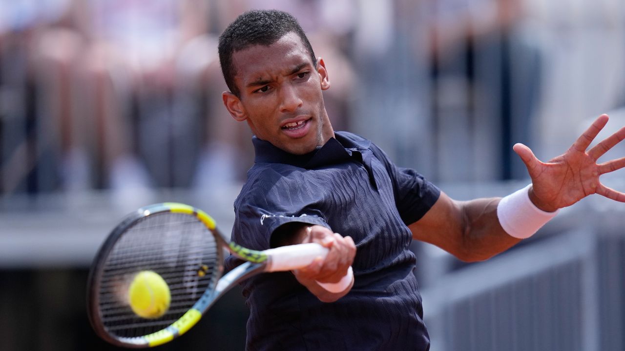 Canada's Felix Auger-Aliassime wins first match at Hamburg Open
