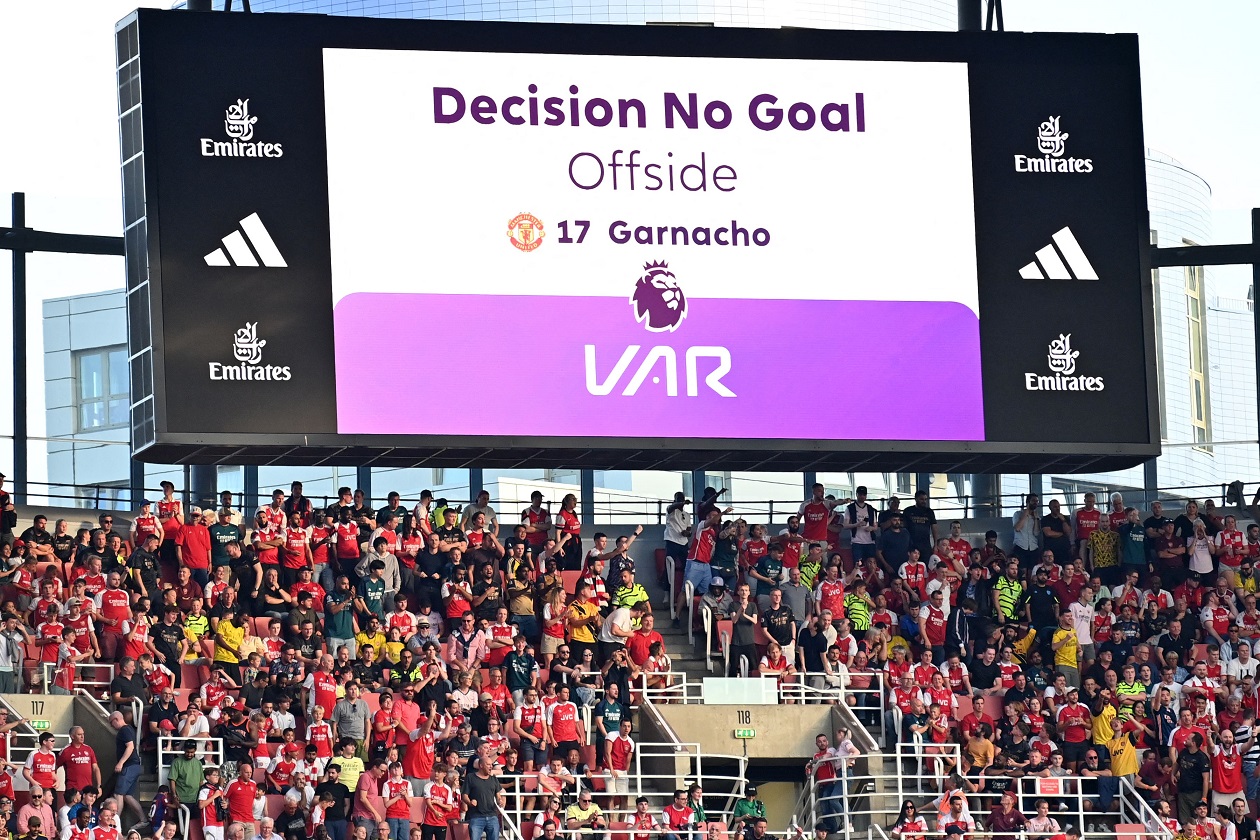 VAR decision Arsenal v Man Utd