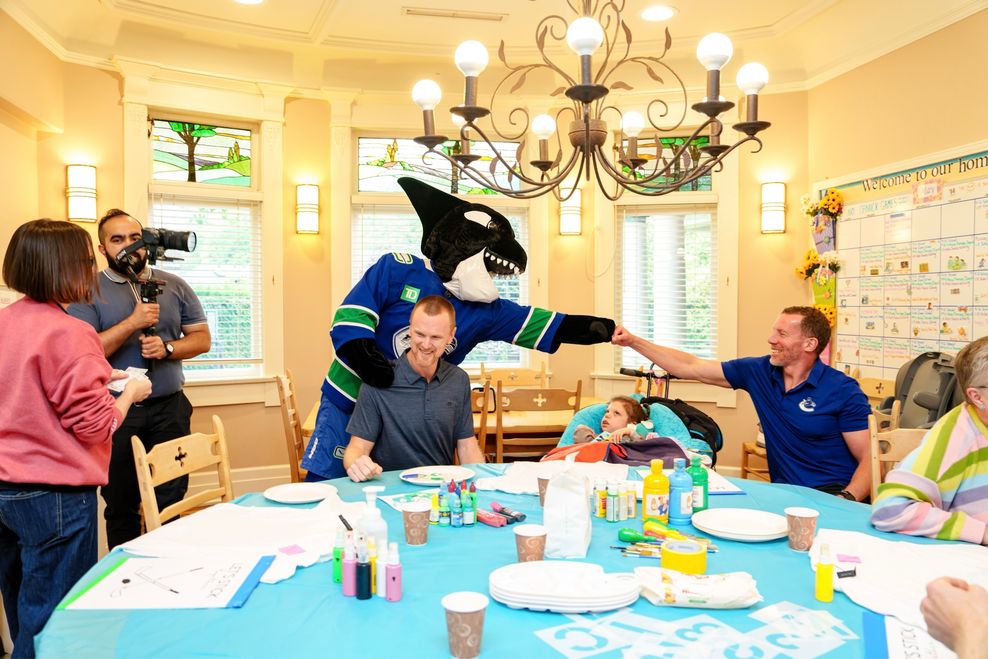 fin sedin johnson canucks