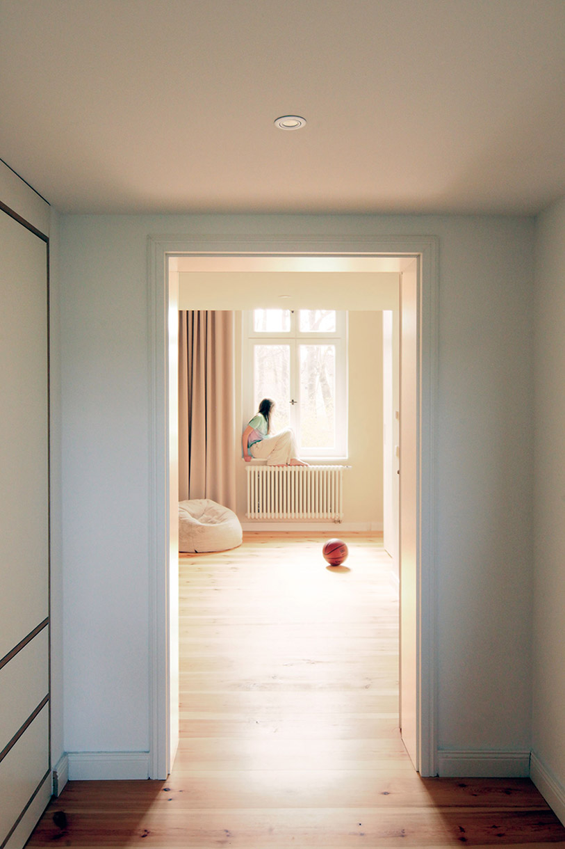 vertical layering reorganizes 1891s berlin house into a modern family home - 4