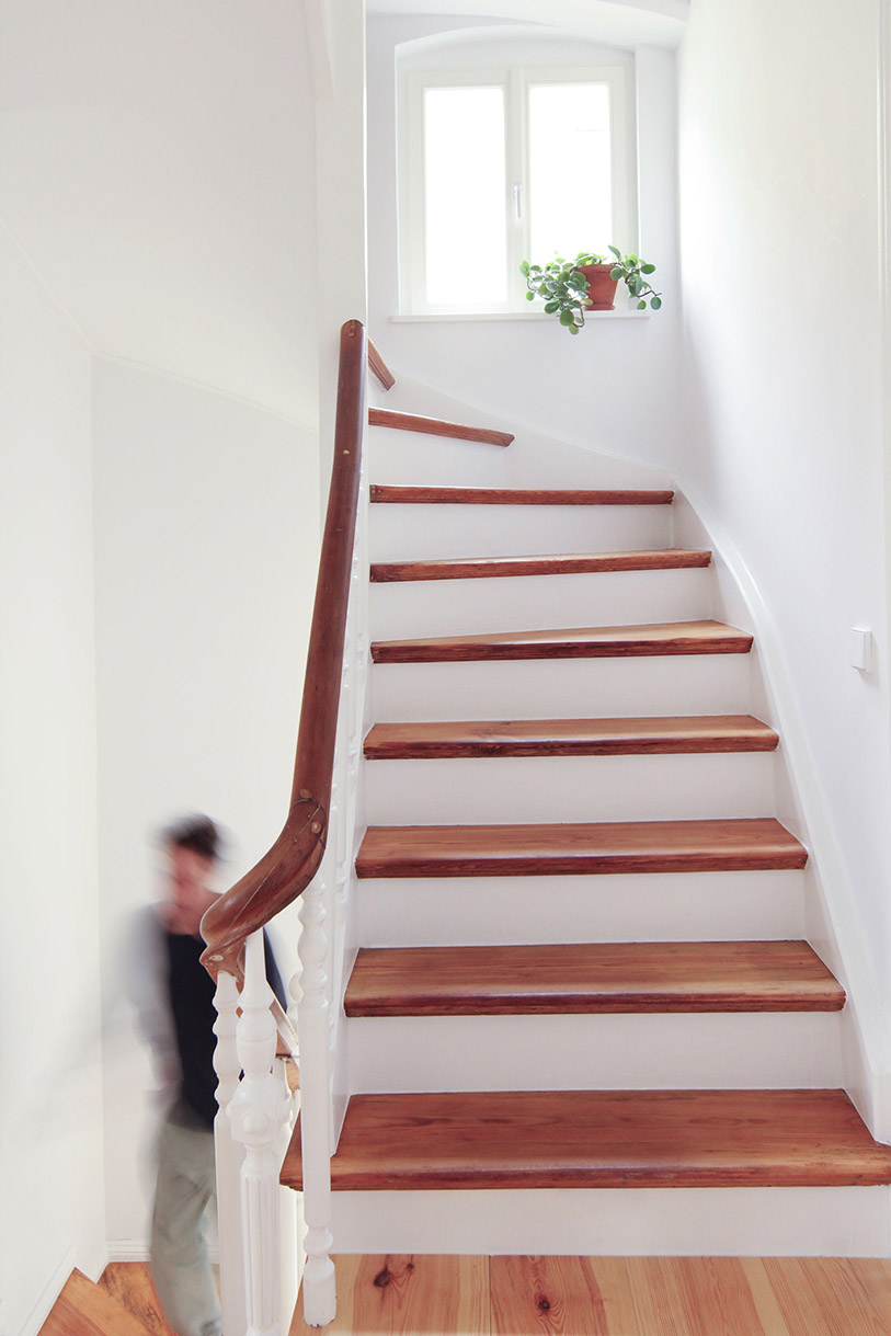 vertical layering reorganizes 1891s berlin house into a modern family home - 3
