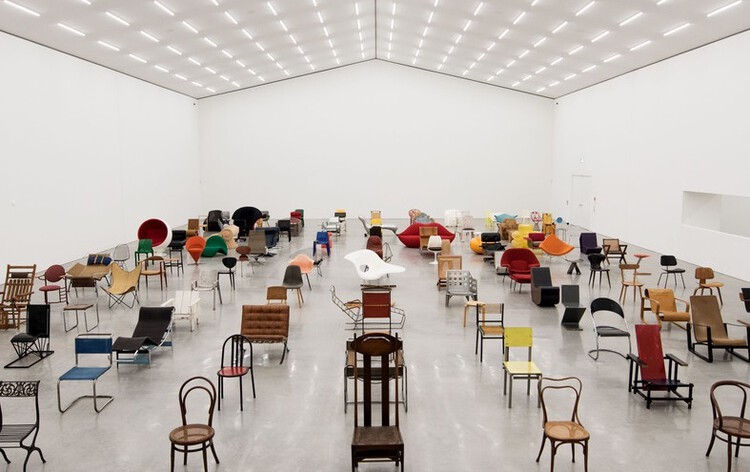 Furniture as Architecture: Micro-Modernisms Inside the Home - Image 7 of 11