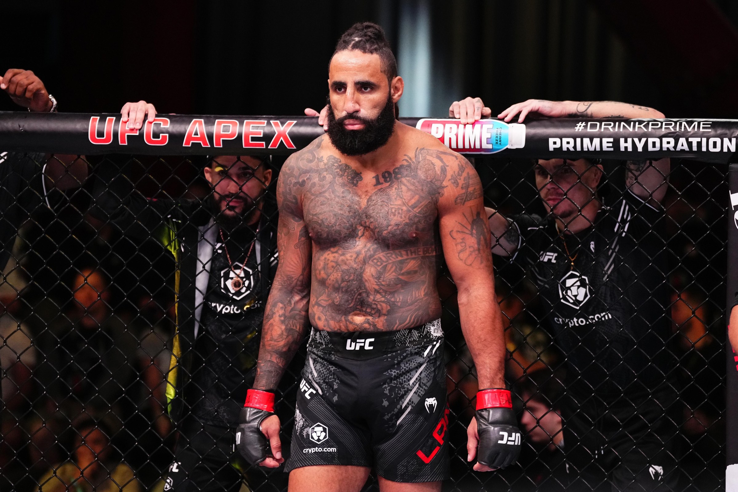 LAS VEGAS, NEVADA - OCTOBER 19: Austen Lane prepares to face Robelis Despaigne of Cuba in a heavyweight fight during the UFC Fight Night event at UFC APEX on October 19, 2024 in Las Vegas, Nevada. (Photo by Jeff Bottari/Zuffa LLC)