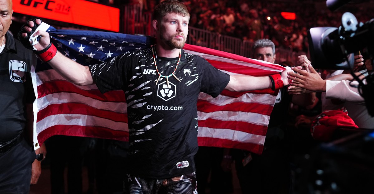 Santiago Luna steps in to fight Bryce Mitchell