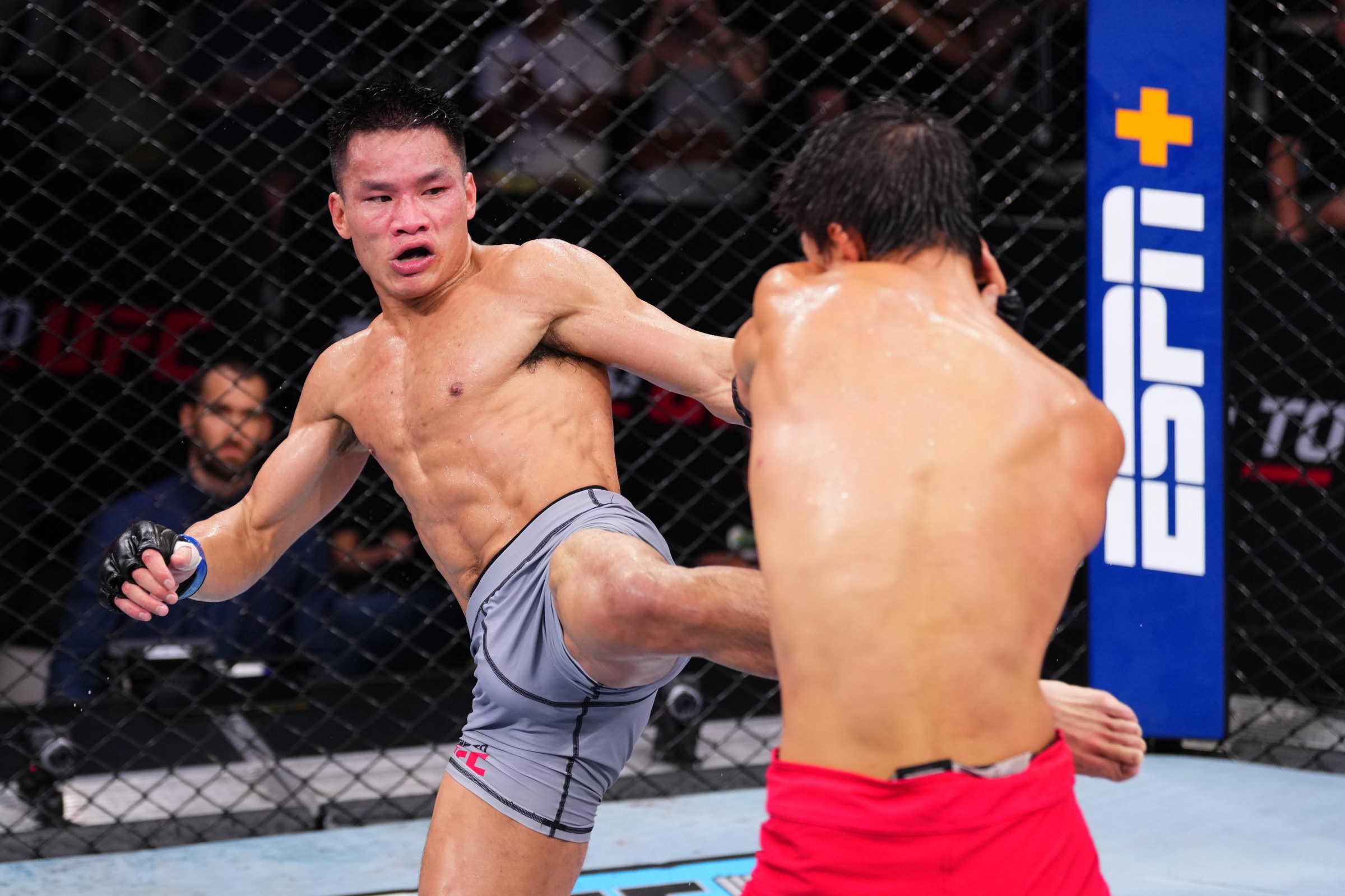Zhu Kanijie got to UFC Macau through Road to UFC.