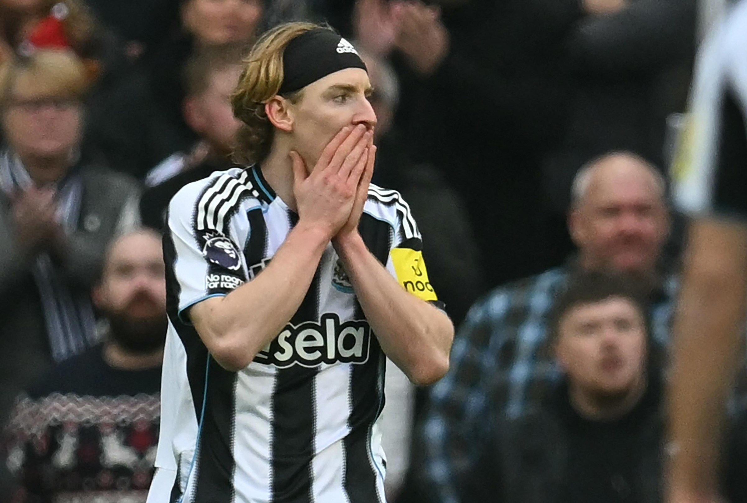 FBL-ENG-PR-NEWCASTLE-CHELSEA