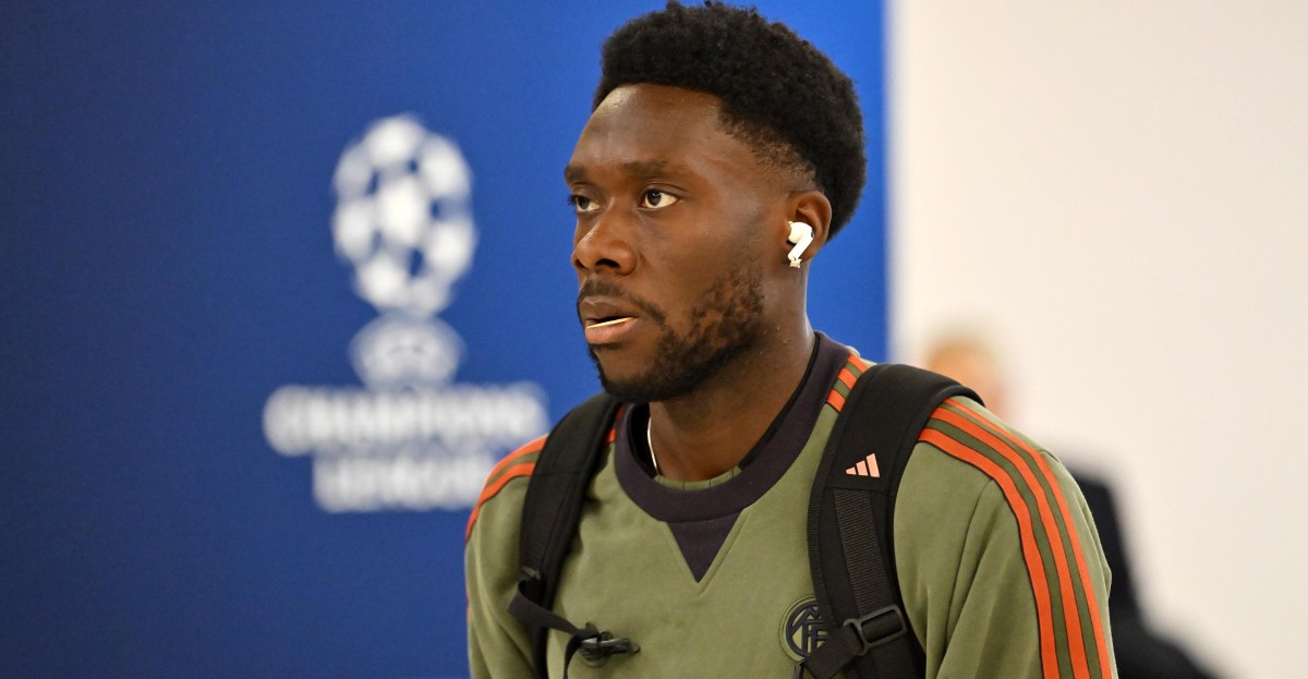 Bayern Munich in conundrum over World Cup status for Alphonso Davies