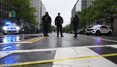 Man killed in shooting outside White House had previous Secret Service arrest, mental health concerns