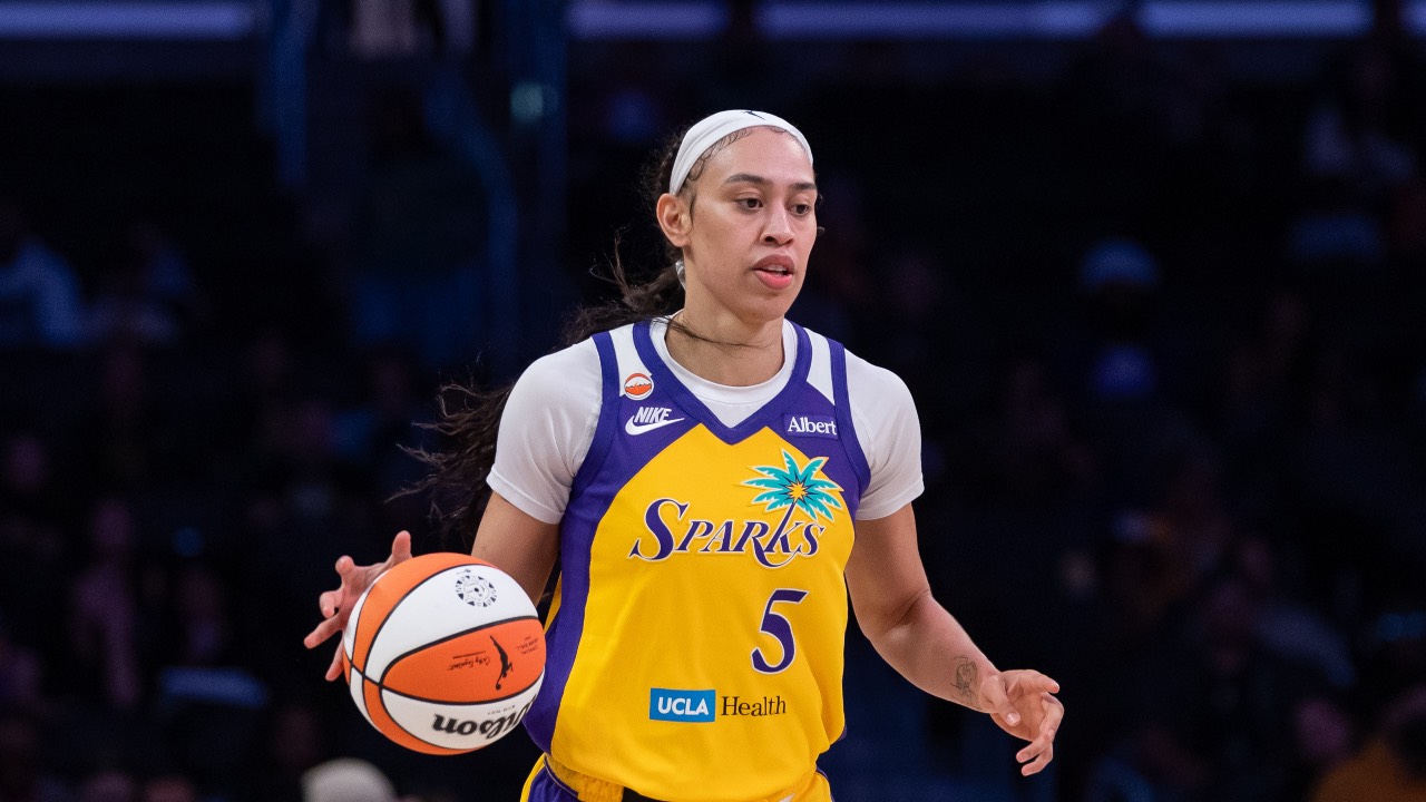 Hamby has 27 points, 15 boards to lead Sparks over Mercury