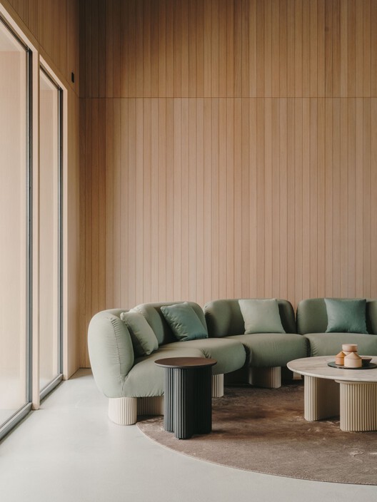Plastic That Is Not a Plastic: Redefining Circularity in Open-Plan Design - Image 10 of 16