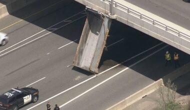 Dump truck collides with bridge, shutting down eastbound Highway 403 in Mississauga – CP24