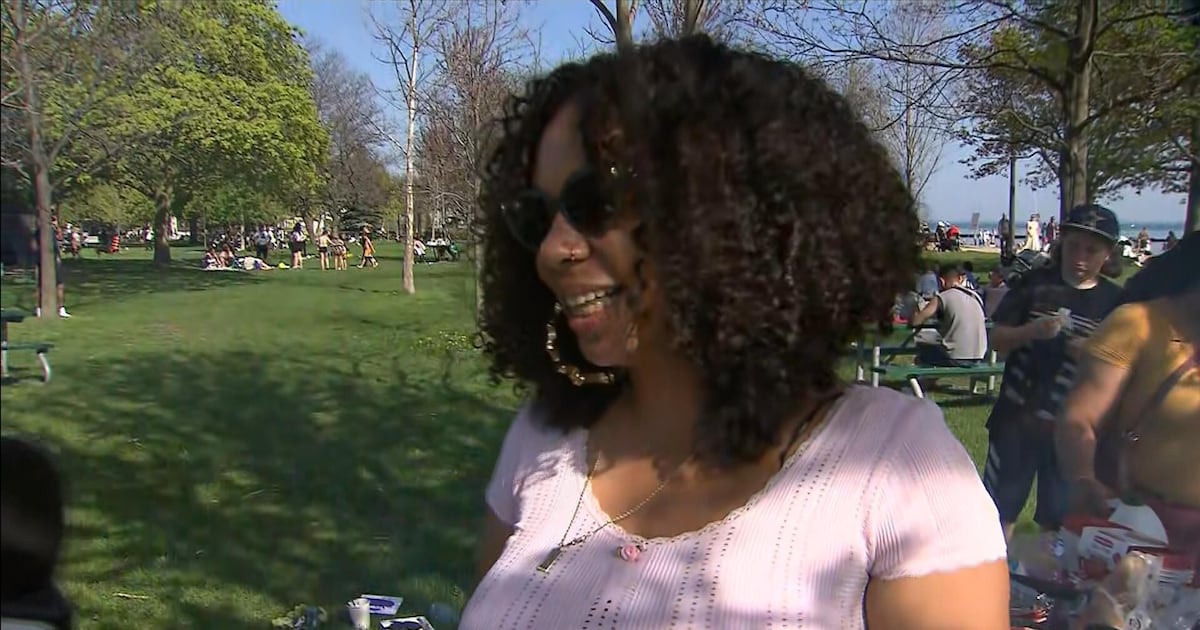 Families celebrate Victoria Day sunshine at Toronto beaches and parks – CP24