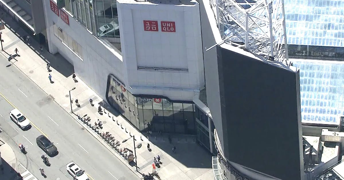 Power restored after widespread outage plunged parts of downtown Toronto into darkness – CP24