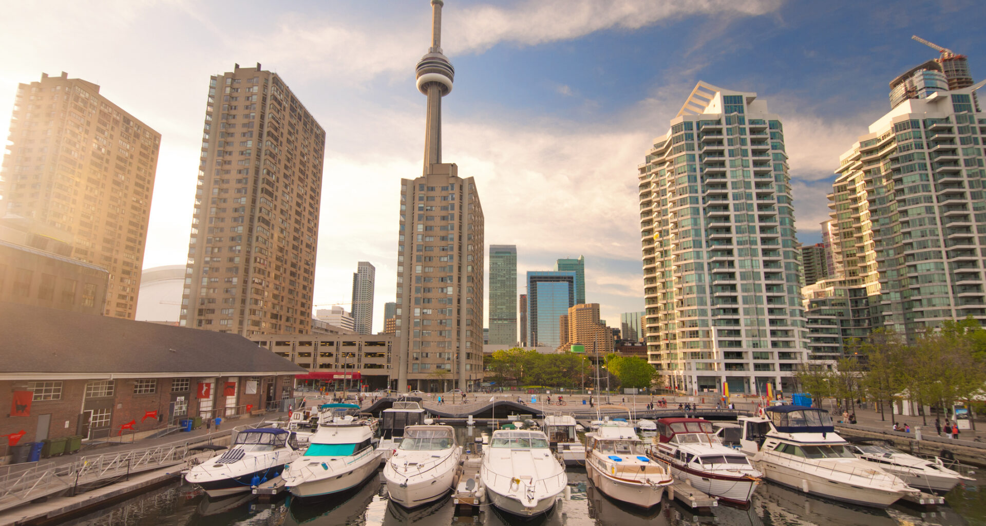 Toronto forecast: Rainy Saturday, heat arrives early next week