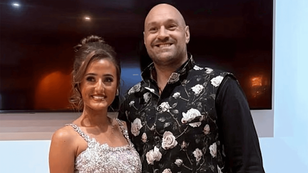 Fury family feud casts shadow over 16-year-old Venezuela's wedding day