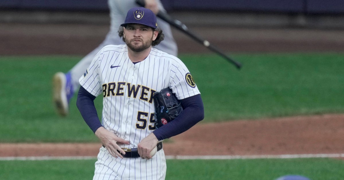 Brewers collect hits but little else in 5-1 loss to Dodgers
