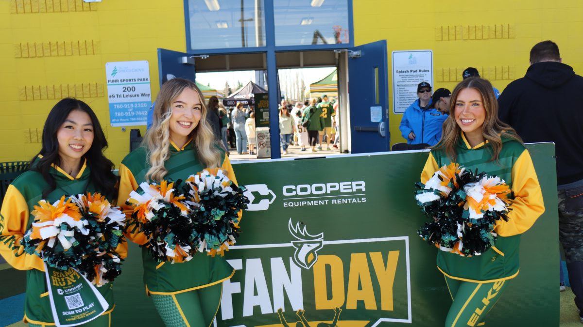 Edmonton Elks Fan Day Kicks Off in Spruce Grove at Fuhr Sports Park