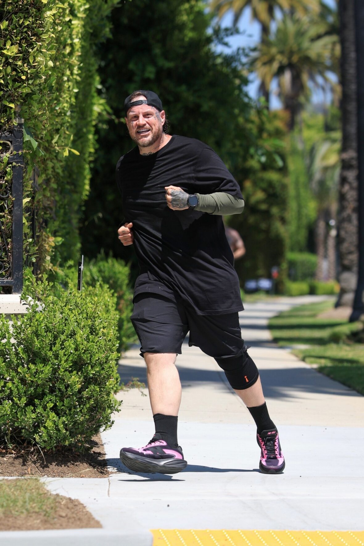Jelly Roll jogging in Los Angeles