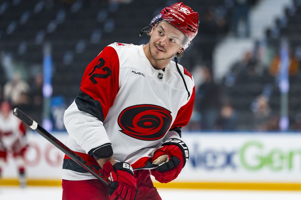 jesperi kotkaniemi canucks