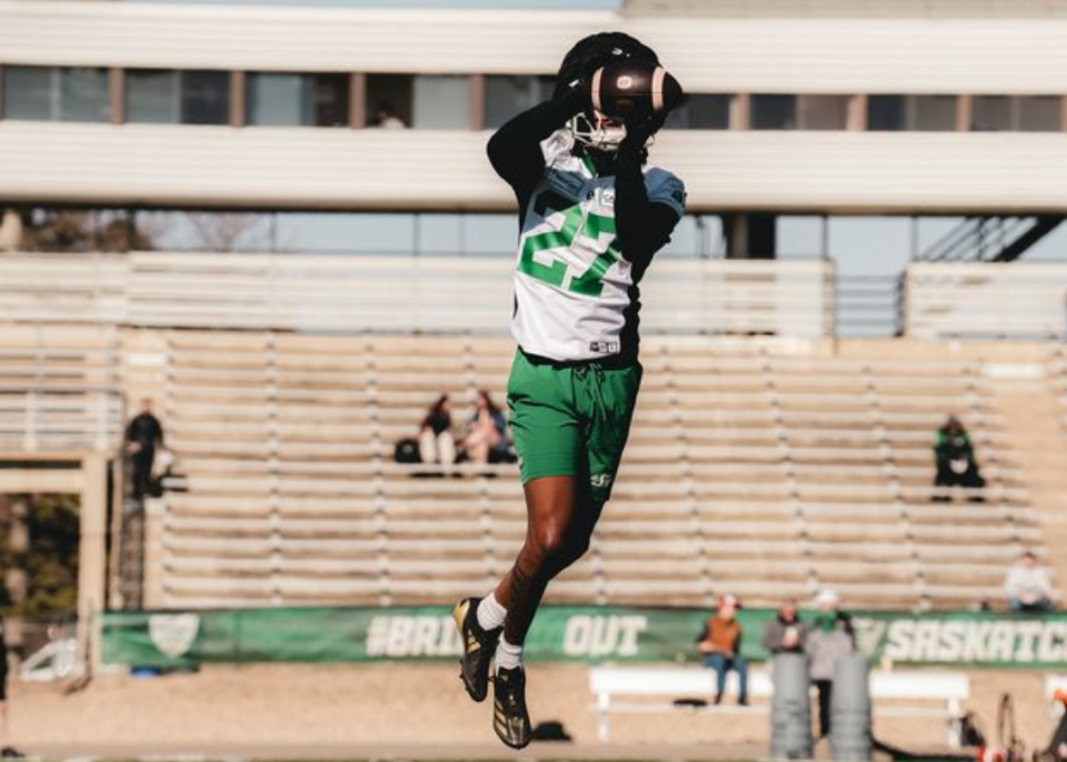 NFL veteran JuJu Hughes 'picks' up CFL game rapidly at Roughriders rookie camp