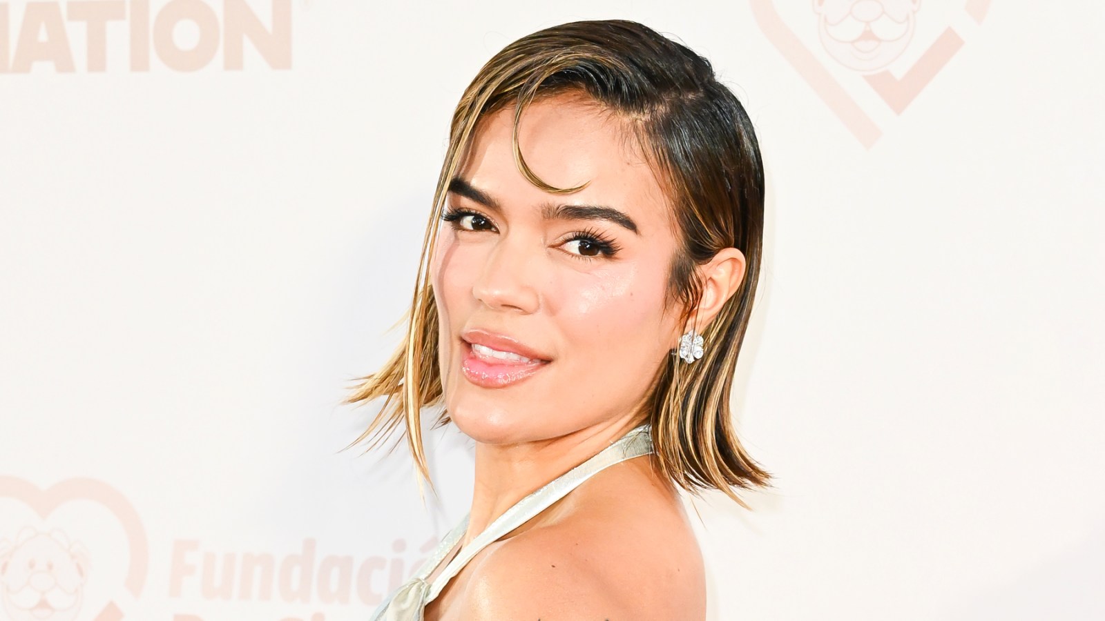 Karol G to Receive International Artist Award of Excellence at AMAs