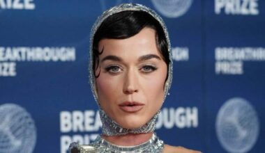 Katy Perry praises Air Canada crew after witnessing in-flight emergency