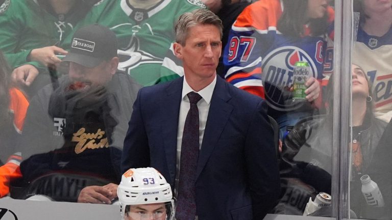 Oilers fire head coach Kris Knoblauch, assistant coach Stuart