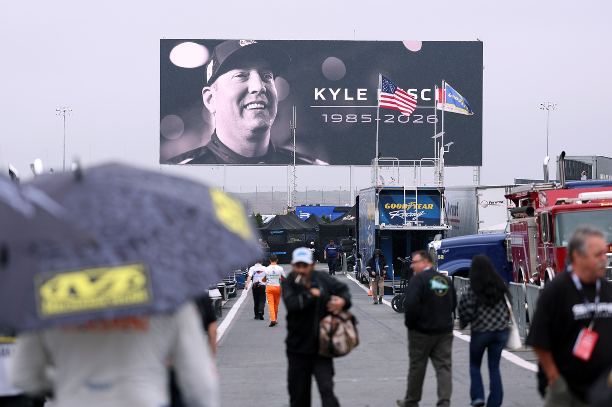 NASCAR Truck race at Charlotte postponed by rain after emotional pre-race