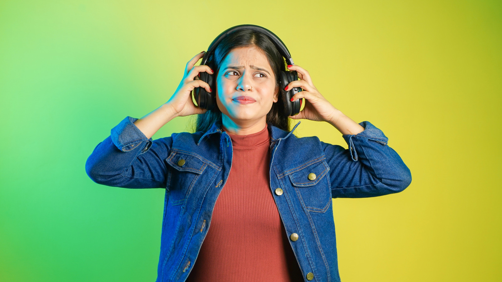 4 Bluetooth Headphones Audiophiles Steer Clear Of