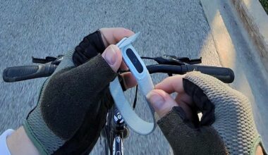 FitBit Air Review: How Google's Newest Wearable Judge Tells You Its Truth