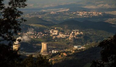 Tuscany’s Famous Geothermal Region Sits Under Thousands of Cubic Kilometers of Magma