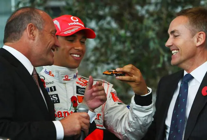 lewis hamilton ron dennis lewis hamilton martin whitmarsh f1 2007