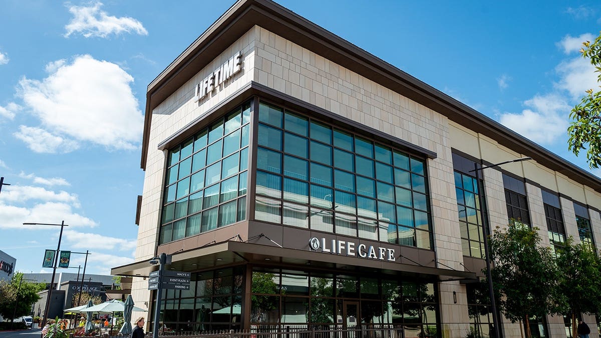 Facade of upscale Lifetime gym in Walnut Creek California
