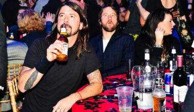 Dave Grohl says his boozy vocal regimen was "all a lie"