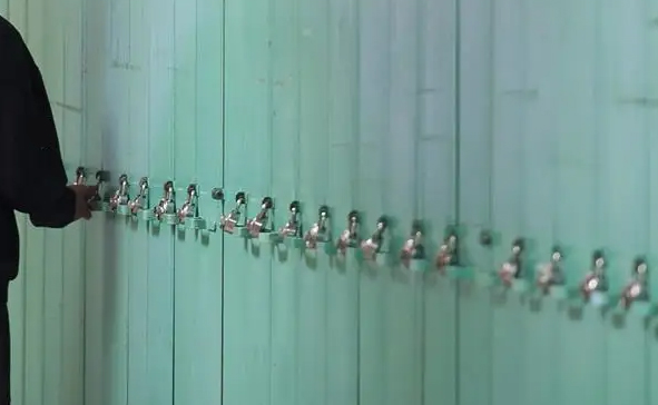 Calgary police report more than 60 locker thefts at local recreation centres