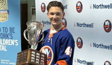 Schaefer of Islanders honors late mother with children’s hospital partnership