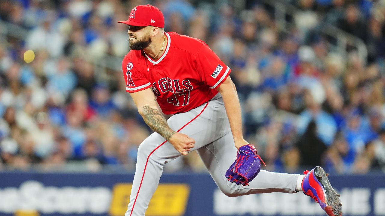 Angels send Alek Manoah to triple-A after a tough outing against Dodgers