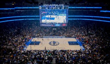 Mavericks hire Mike Schmitz as general manager