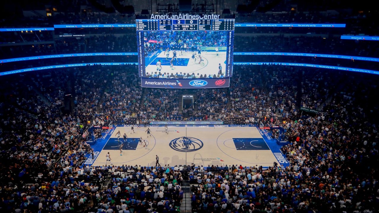 Mavericks hire Mike Schmitz as general manager
