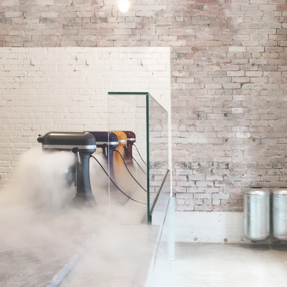 mister-ice-cream-interior-design-by-scott-and-scott-plan_dezeen_sqb
