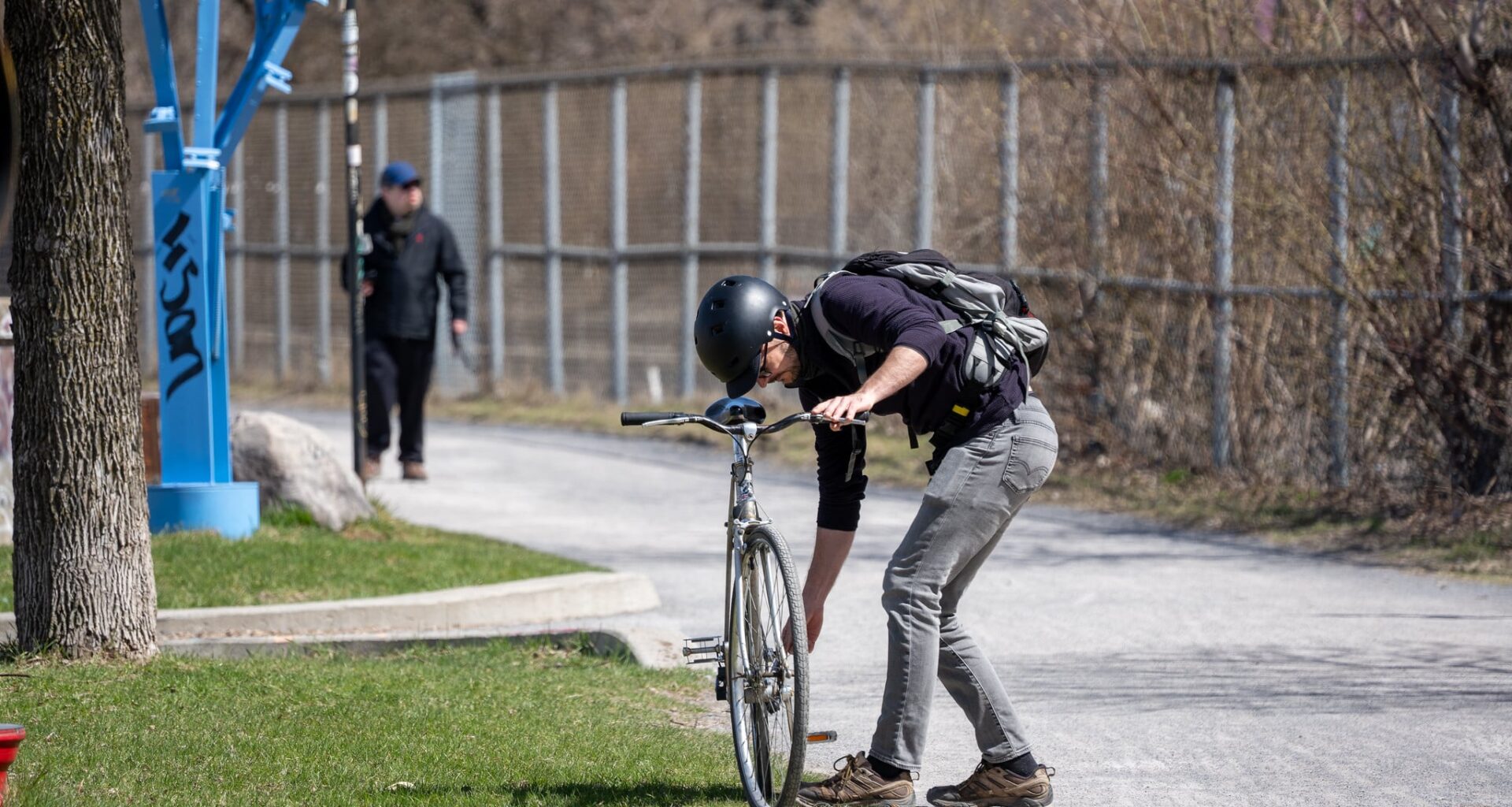 Montreal reaches deal to build bike paths along REM rights-of-way