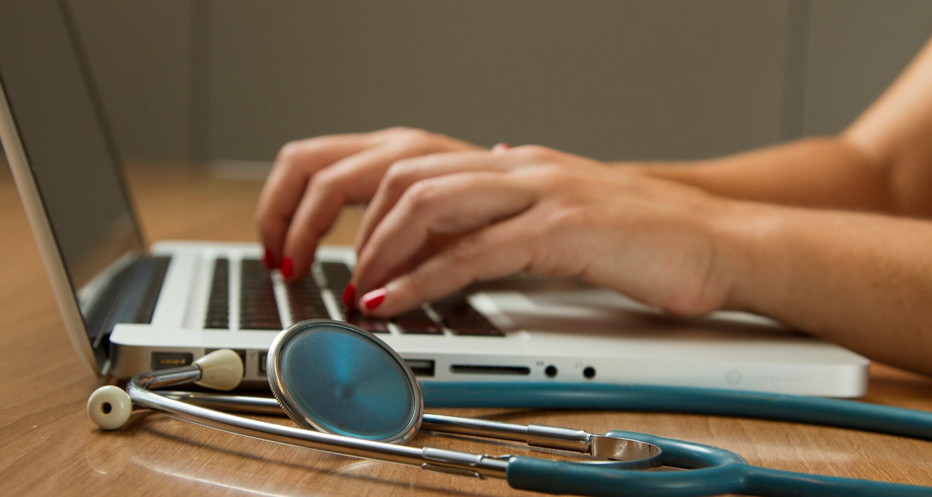 5 Best Medical Technology Stocks to Buy Right Now