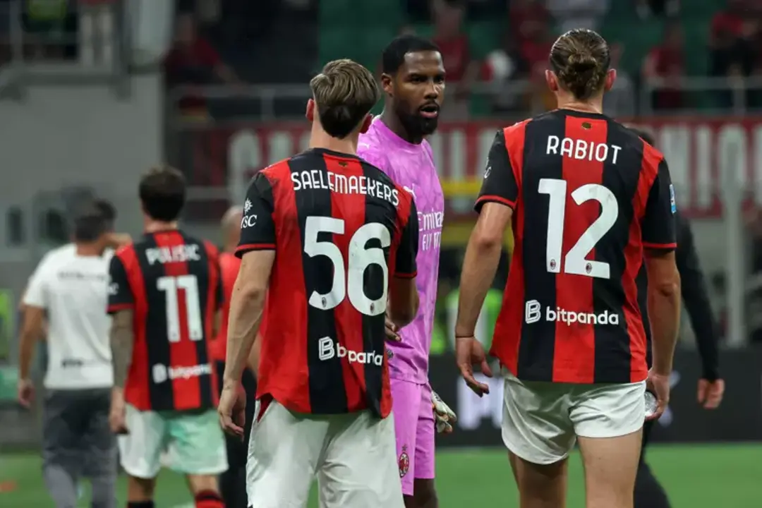 Soccer: Roma and Como qualify for Champions League as Milan, Juve miss out