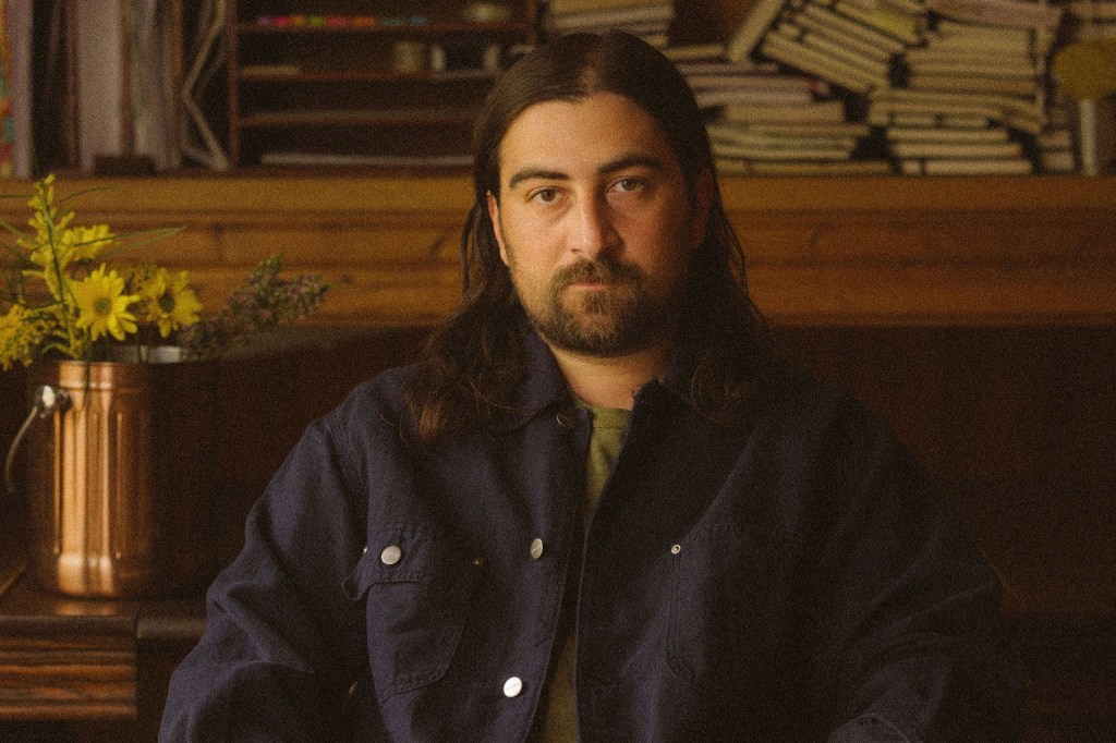 Noah Kahan's 'The Great Divide' Debuts Atop Billboard 200 Chart