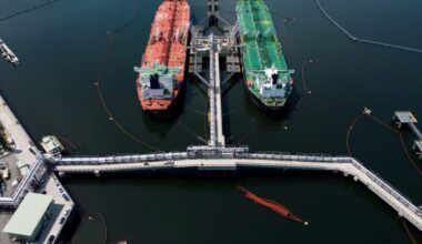 As oil prices leap, should Canada keep or sell the Trans Mountain pipeline?