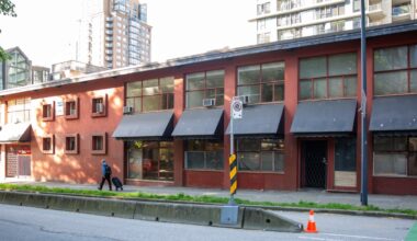 Vancouver mayor moves to block opening of overdose site