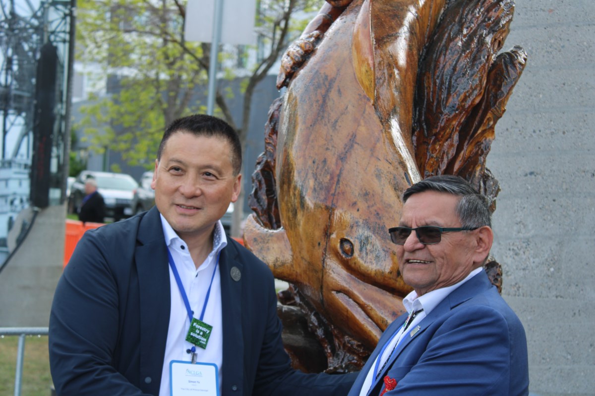 Chetwynd chainsaw sculpture finds new home in Prince George