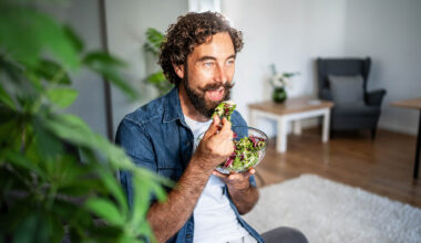 Plant-based diets reduce inflammation and age-related disease