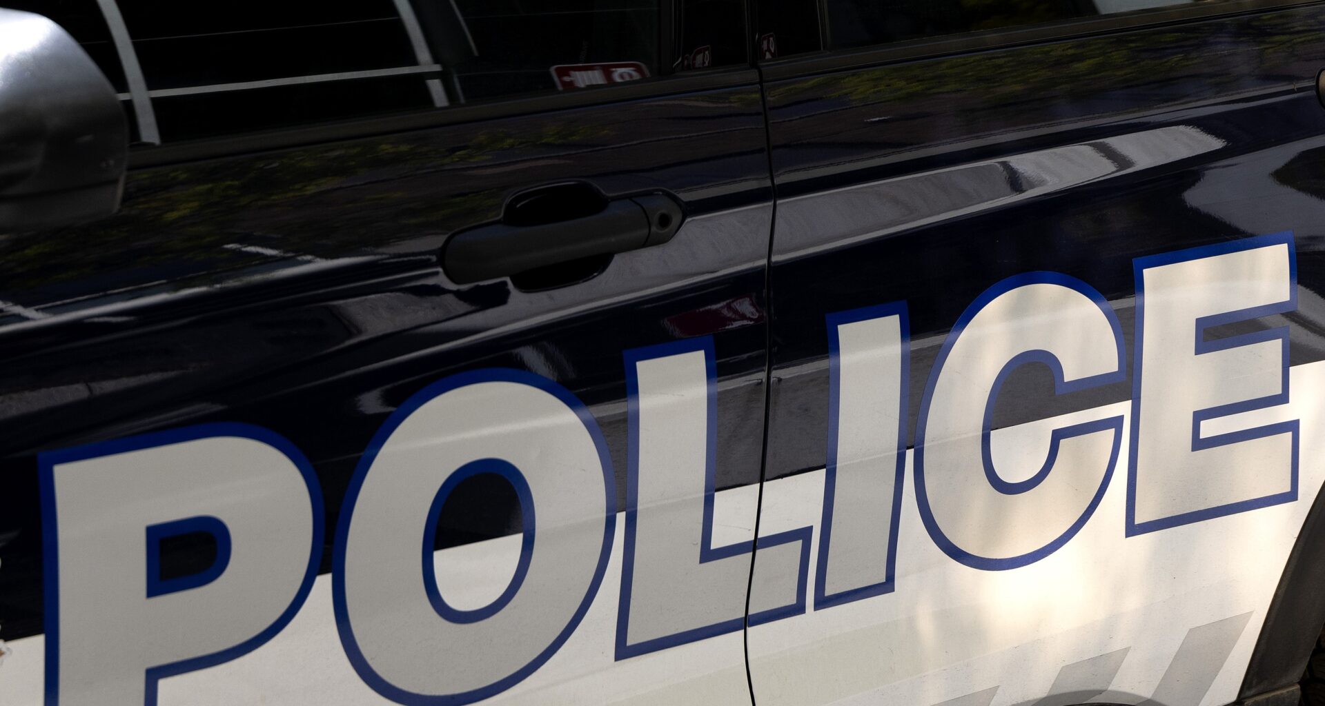 Side of a Montreal police car.